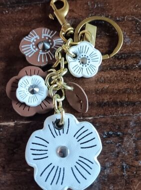 Gold Hardware Floral Key & Card Holder Charm in White and Brown